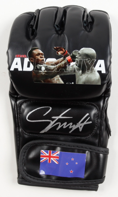 Israel Adesanya Signed MMA Custom Australia Glove - Beckett